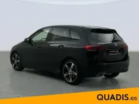 Usado Mercedes B200 150 CV (110 kW) 2021 Negro Utilitario