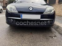 Usado Renault Laguna III Dynamique 150 CV (110 kW) 2007 Azul Berlina