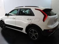 Käytetty Kia Niro 184 HP (135 kW) 2023 Valkoinen Katumaasturi