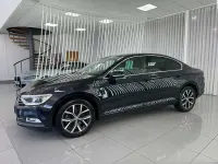 Usado VW Passat Advance 120 CV (88 kW) 2017 Negro Berlina