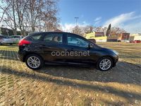 Usado Ford Focus ST-Line 125 CV (91 kW) 2018 Negro Berlina