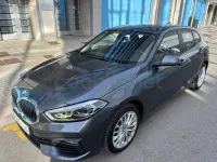 Usado BMW 116 Sport Line 116 CV (85 kW) 2021 Gris / plata Utilitario