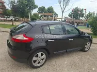 Usado Renault Mégane Dynamique 130 CV (95 kW) 2010 Negro Berlina