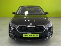 Usado Skoda Fabia Selection 95 CV (69 kW) 2025 Negro Utilitario