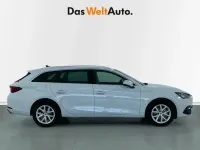 Usado Seat Leon Style 116 CV (85 kW) 2025 Blanco Familiar