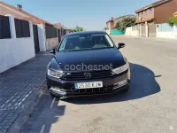 Usado VW Passat Edition 120 CV (88 kW) 2018 Negro Berlina
