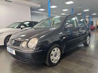 Usado VW Polo Conceptline 65 CV (47 kW) 2003 Negro Utilitario