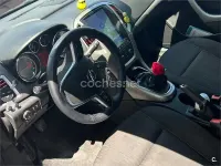 Usado Opel Astra Cosmo 110 CV (80 kW) 2010 Negro Berlina