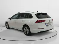 Usado VW Golf VIII Life 131 CV (96 kW) 2022 Blanco Berlina