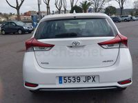 Usado Toyota Auris Business Edition 90 CV (66 kW) 2016 Blanco Berlina