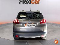 Usado Peugeot 2008 Allure 130 CV (95 kW) 2019 Gris SUV