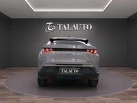 Usado Peugeot 3008 Allure 136 CV (100 kW) 2024 Gris SUV