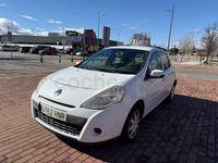 Usado Renault Clio IV Authentique 75 CV (55 kW) 2013 Blanco Berlina
