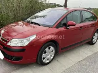 Käytetty Citroën C4 110 HP (80 kW) 2008 Punainen Sedan