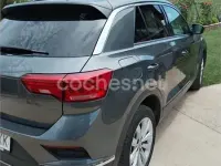 Usado VW T-Roc Advance 150 CV (110 kW) 2018 Gris / plata SUV