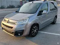 Usado Citroën Berlingo Feel 100 CV (73 kW) 2016 Gris / plata Monovolumen