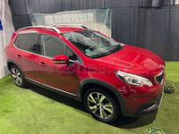 Usado Peugeot 2008 Allure 110 CV (80 kW) 2016 Granate SUV