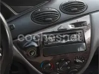 Usado Ford Focus Ghia 100 CV (73 kW) 1998 Gris / plata Berlina