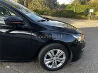 Usado Peugeot 308 Active 130 CV (95 kW) 2015 Negro Berlina