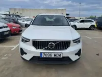 Käytetty Volvo XC40 Plus 262 HP (192 kW) 2023 Valkoinen Katumaasturi