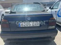 Usado VW Golf Cabriolet 100 CV (73 kW) 1998 Azul Descapotable