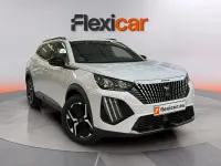 Usado Peugeot 2008 Allure 102 CV (75 kW) 2024 Blanco SUV