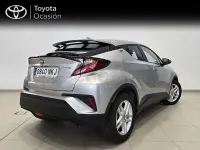 Usado Toyota C-HR Active 122 CV (89 kW) 2022 Gris / plata SUV