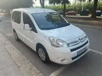 Usado Citroën Berlingo XTR 100 CV (73 kW) 2016 Blanco Monovolumen