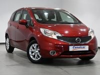 Usado Nissan Note Acenta 90 CV (66 kW) 2014 Granate Utilitario