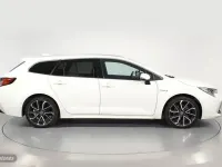 Usado Toyota Corolla Advance 180 CV (132 kW) 2021 Blanco Berlina