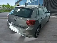 Usado VW Polo Advance 95 CV (69 kW) 2021 Gris Utilitario