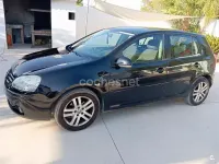 Usado VW Golf V Highline 105 CV (77 kW) 2007 Negro Berlina