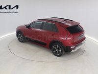 Usado Kia Niro 138 CV (101 kW) 2025 Granate SUV