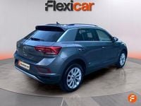 Usado VW T-Roc Life 150 CV (110 kW) 2023 Gris SUV