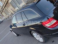 Usado Mercedes C200 136 CV (100 kW) 2011 Negro Familiar