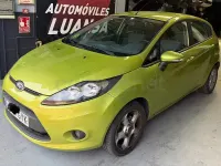 Usado Ford Fiesta Trend 68 CV (50 kW) 2010 Verde Berlina