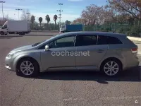 Usado Toyota Avensis Executive 150 CV (110 kW) 2009 Gris / plata Familiar