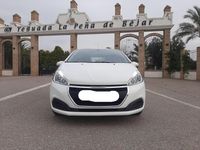 Usado Peugeot 208 Active 100 CV (73 kW) 2018 Blanco Utilitario