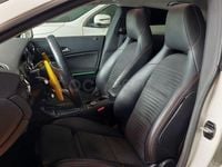 Usado Mercedes CLA200 Shooting Brake 136 CV (100 kW) 2017 Blanco Familiar