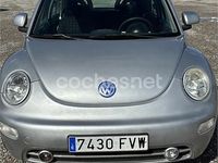 Usado VW New Beetle 100 CV (73 kW) 2000 Gris / plata Utilitario