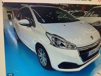 usado Peugeot 208 PureTech Signature 60 kW (82 CV)