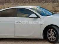 Usado Opel Insignia Selective 140 CV (102 kW) 2015 Blanco Berlina