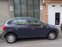 Usado Dacia Sandero Base 73 CV (53 kW) 2016 Azul Berlina