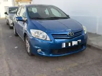 Usado Toyota Auris Active 90 CV (66 kW) 2010 Azul Utilitario