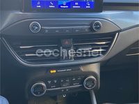 Usado Ford Focus Active 125 CV (91 kW) 2021 Gris / plata Berlina