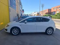 Usado Seat Leon Style 105 CV (77 kW) 2011 Blanco Utilitario