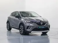 Usado Renault Captur Techno 145 CV (106 kW) 2023 Gris / plata SUV