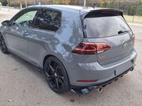 Usado VW Golf VII GTI 290 CV (213 kW) 2019 Gris Utilitario