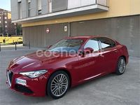 Usado Alfa Romeo Giulia 200 CV (147 kW) 2018 Rojo Berlina