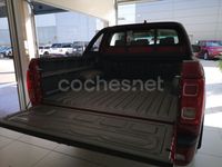 Usado EVO Cross 4 136 CV (100 kW) 2023 Rojo Pickup/Camioneta